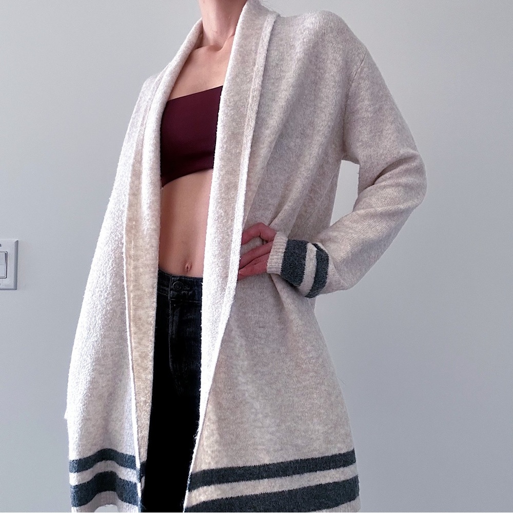 cozy cardigan 🦙